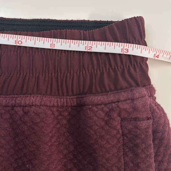 Lululemon At Ease Jogger Merlot Size S - Picture 9 of 11